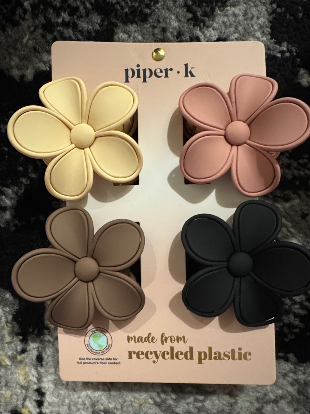 Piper • k 4 pack Flower Hair Claw Clip Set NEW 🏷️